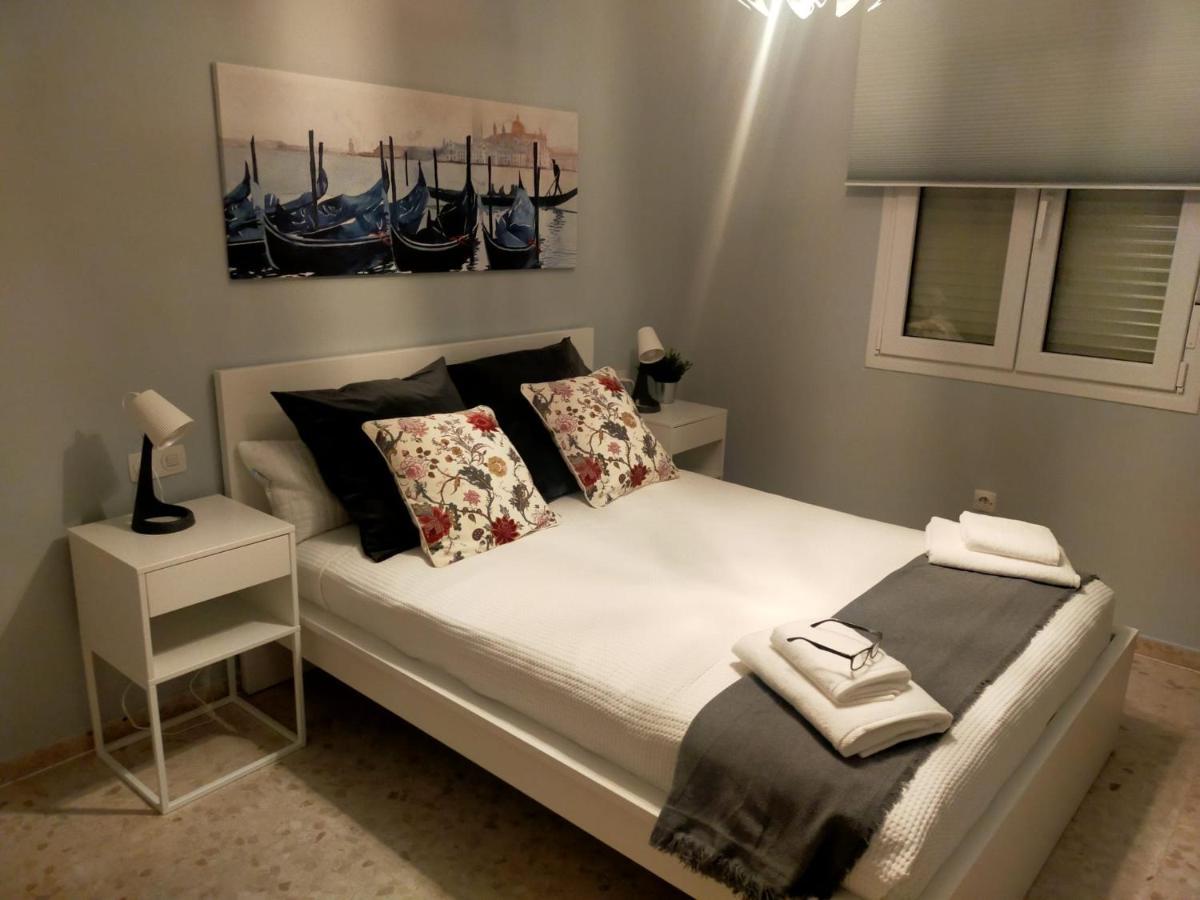Bastinazo Alohadream - Premium - La Mejor Ubicacion Con Aire Acondicionado, Insonorizacion, Terraza Y Equipamiento En El Puerto De Santa Maria - Grupo De Solo Menores De 25 No Aceptados Salvo Fianza Adicional Extérieur photo