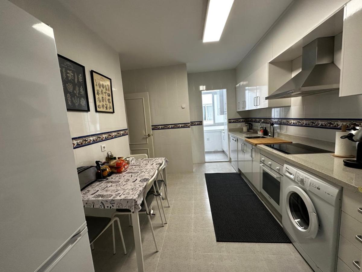 Bastinazo Alohadream - Premium - La Mejor Ubicacion Con Aire Acondicionado, Insonorizacion, Terraza Y Equipamiento En El Puerto De Santa Maria - Grupo De Solo Menores De 25 No Aceptados Salvo Fianza Adicional Extérieur photo